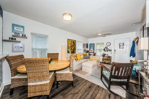 547 15th Street N St Petersburg FL 33705