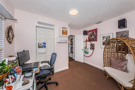 547 15th Street N St Petersburg FL 33705