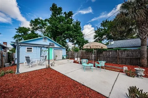 547 15th Street N St Petersburg FL 33705