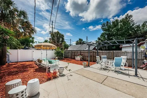 547 15th Street N St Petersburg FL 33705