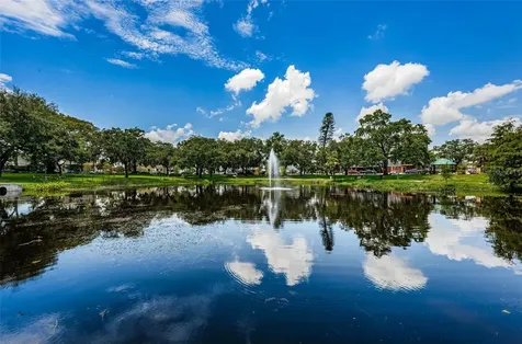 547 15th Street N St Petersburg FL 33705