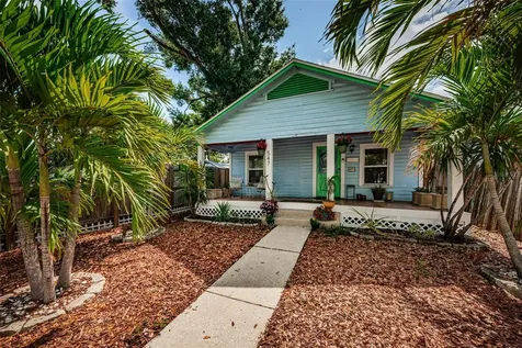 547 15th Street N St Petersburg FL 33705