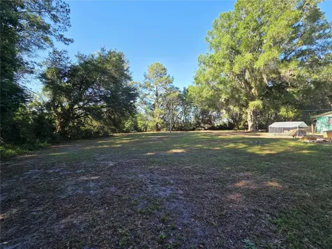9845 NW 160th Street Reddick FL 32686