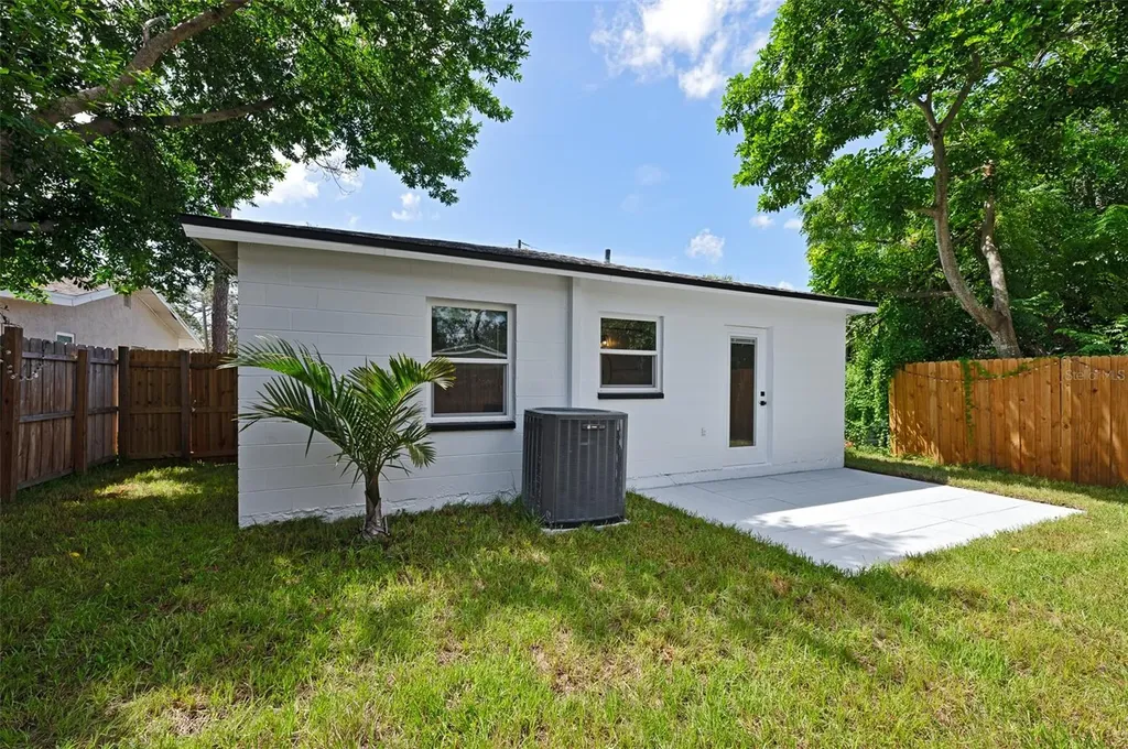 3761 21st Avenue S St Petersburg FL 33711