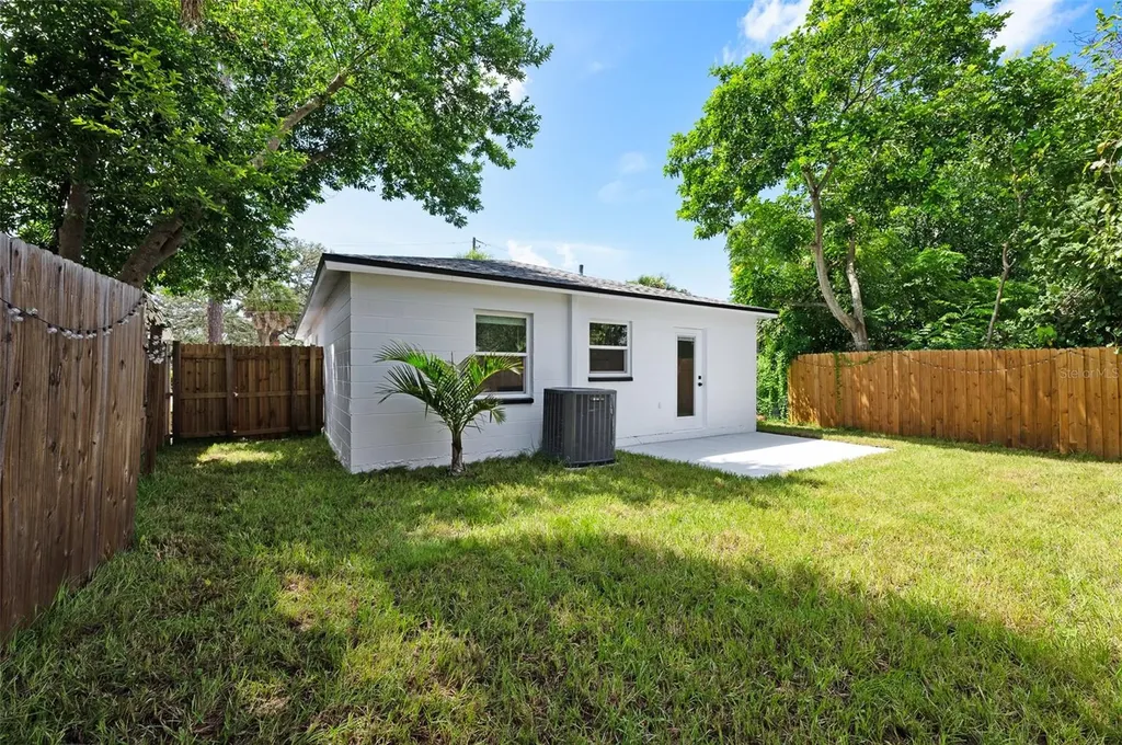 3761 21st Avenue S St Petersburg FL 33711