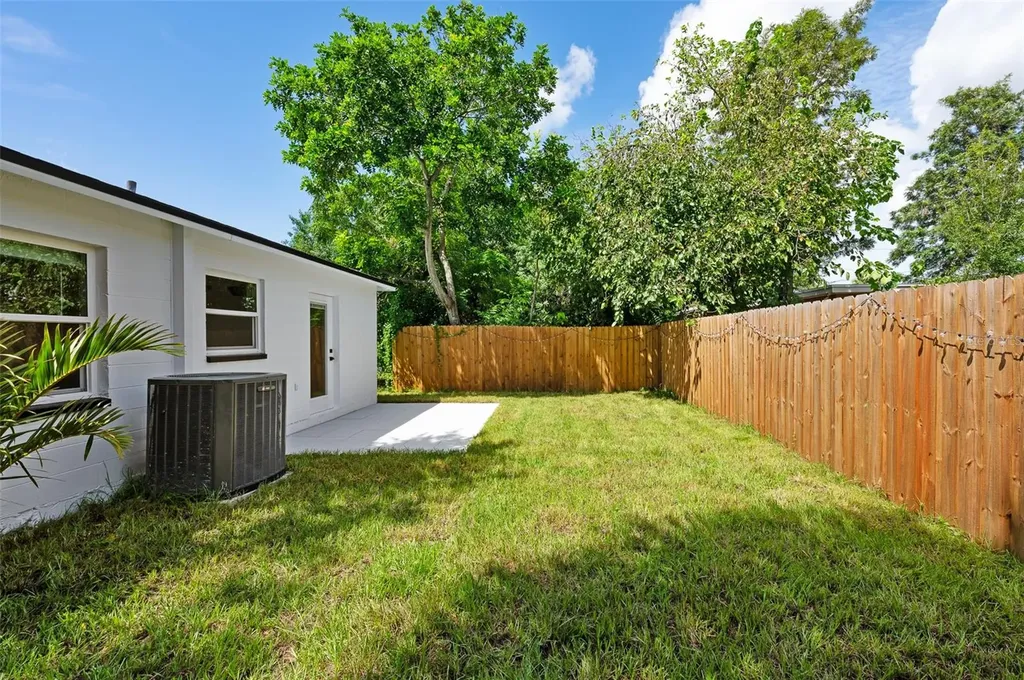 3761 21st Avenue S St Petersburg FL 33711