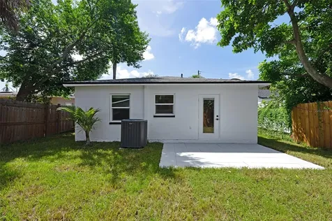 3761 21st Avenue S St Petersburg FL 33711