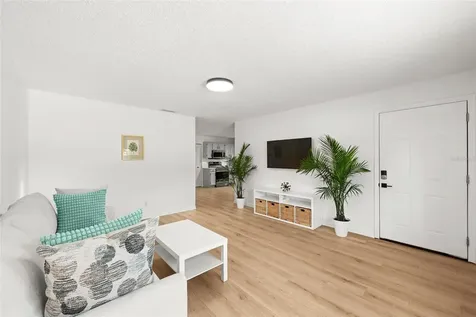 3761 21st Avenue S St Petersburg FL 33711