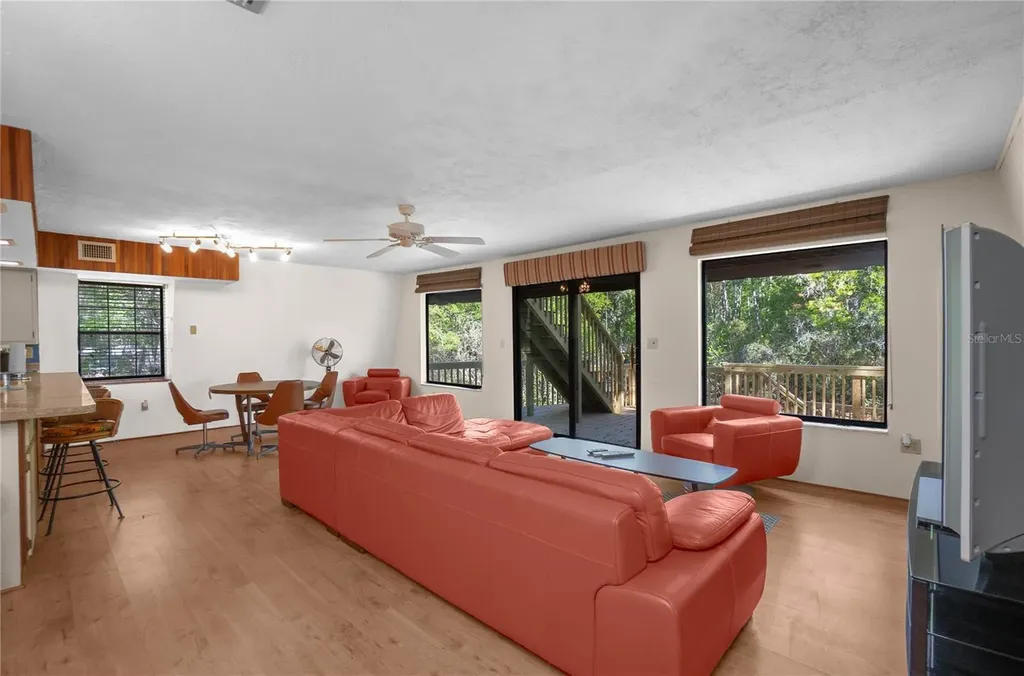 7536 S Bobcat Point Floral City FL 34436