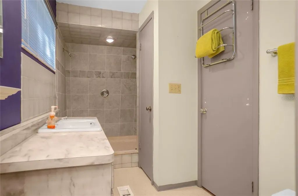 7536 S Bobcat Point Floral City FL 34436