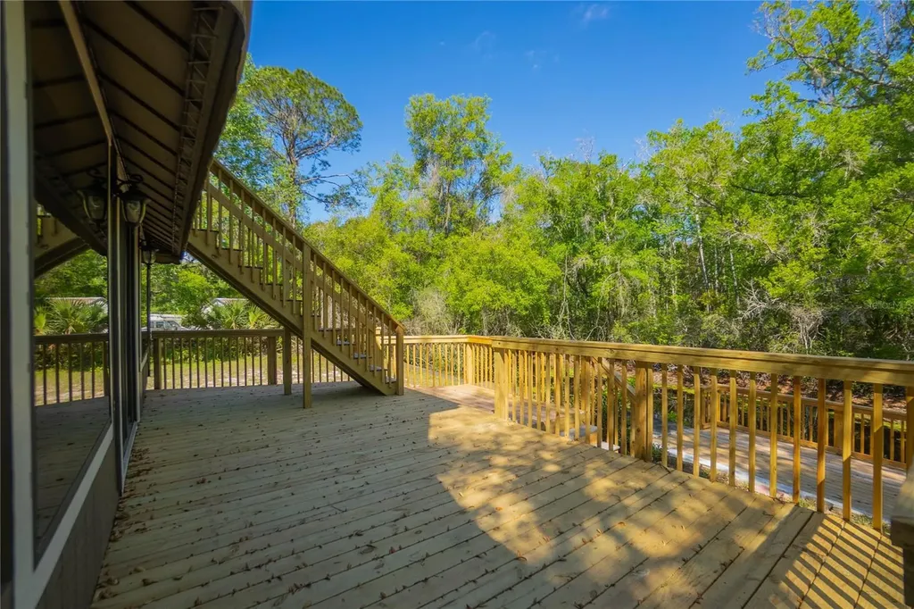 7536 S Bobcat Point Floral City FL 34436