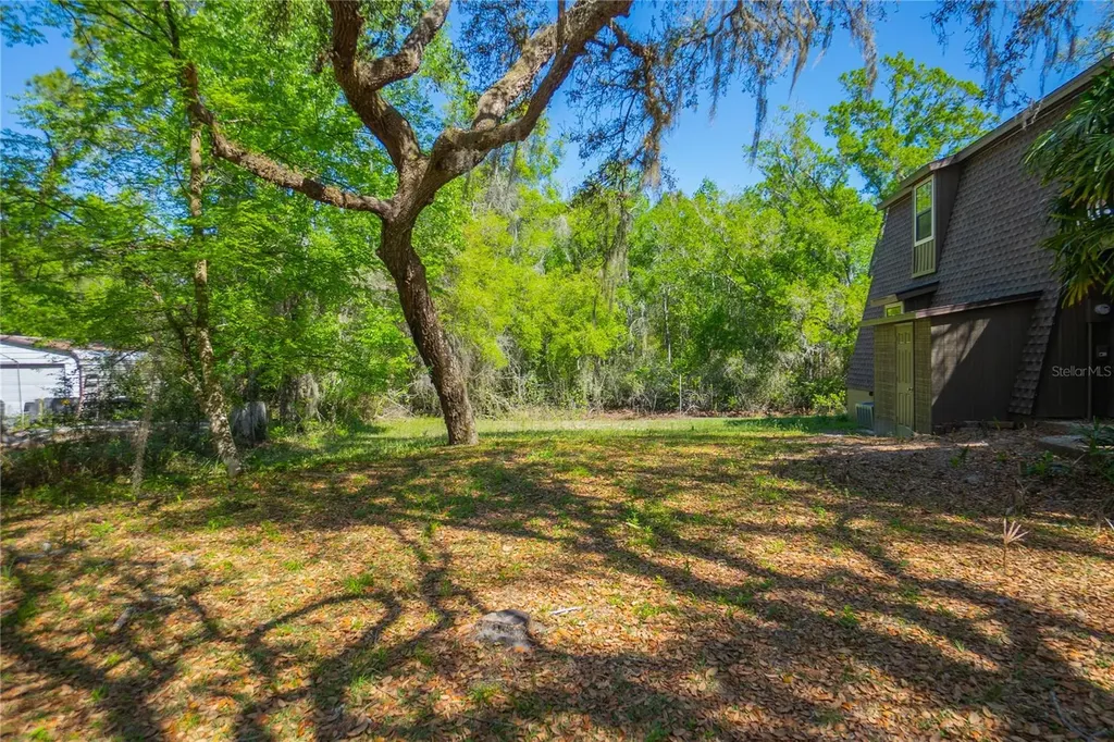 7536 S Bobcat Point Floral City FL 34436
