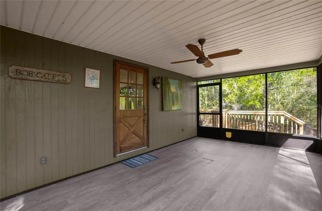 7536 S Bobcat Point Floral City FL 34436
