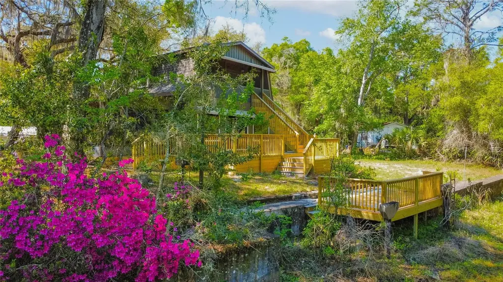7536 S Bobcat Point Floral City FL 34436