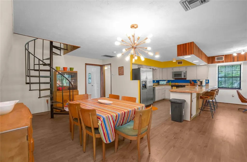 7536 S Bobcat Point Floral City FL 34436