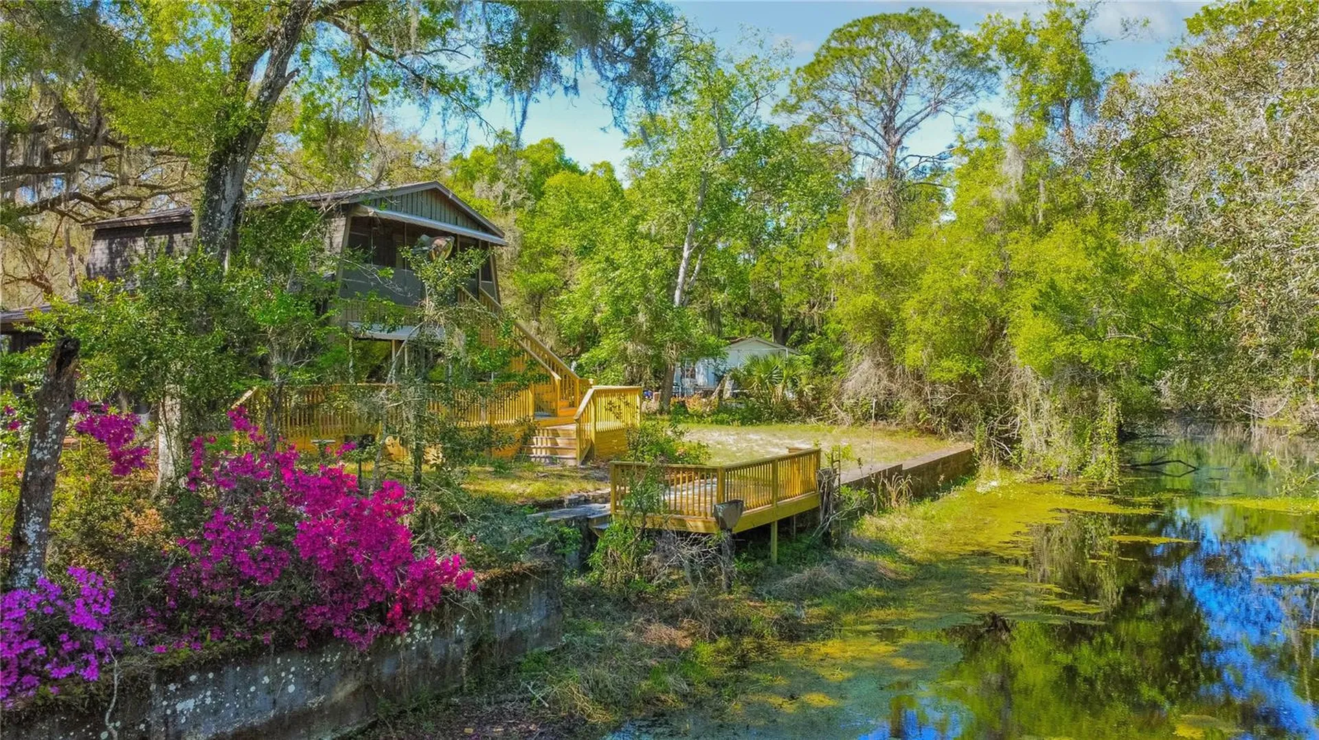7536 S Bobcat Point Floral City FL 34436