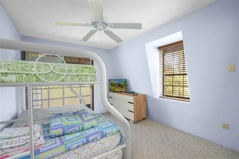 7536 S Bobcat Point Floral City FL 34436
