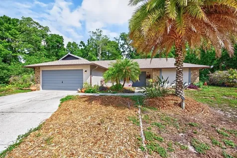 2735 Cypress Hollow Court New Port Richey FL 34655