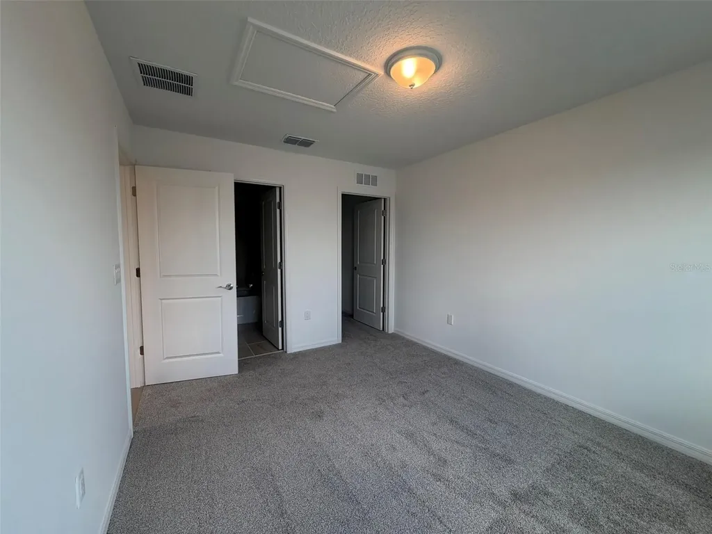 5646 Enchanted Meadow Alley Clermont FL 34714