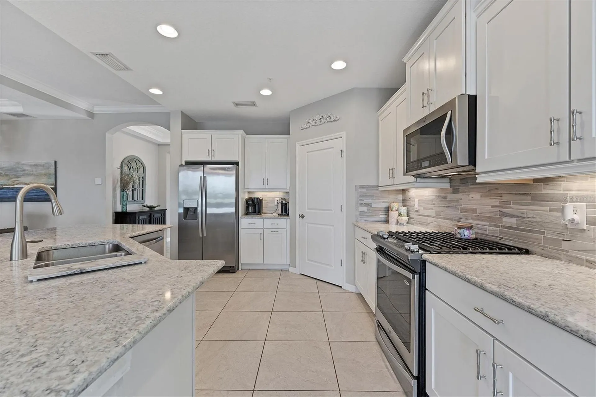 7564 Divot Loop Bradenton FL 34202