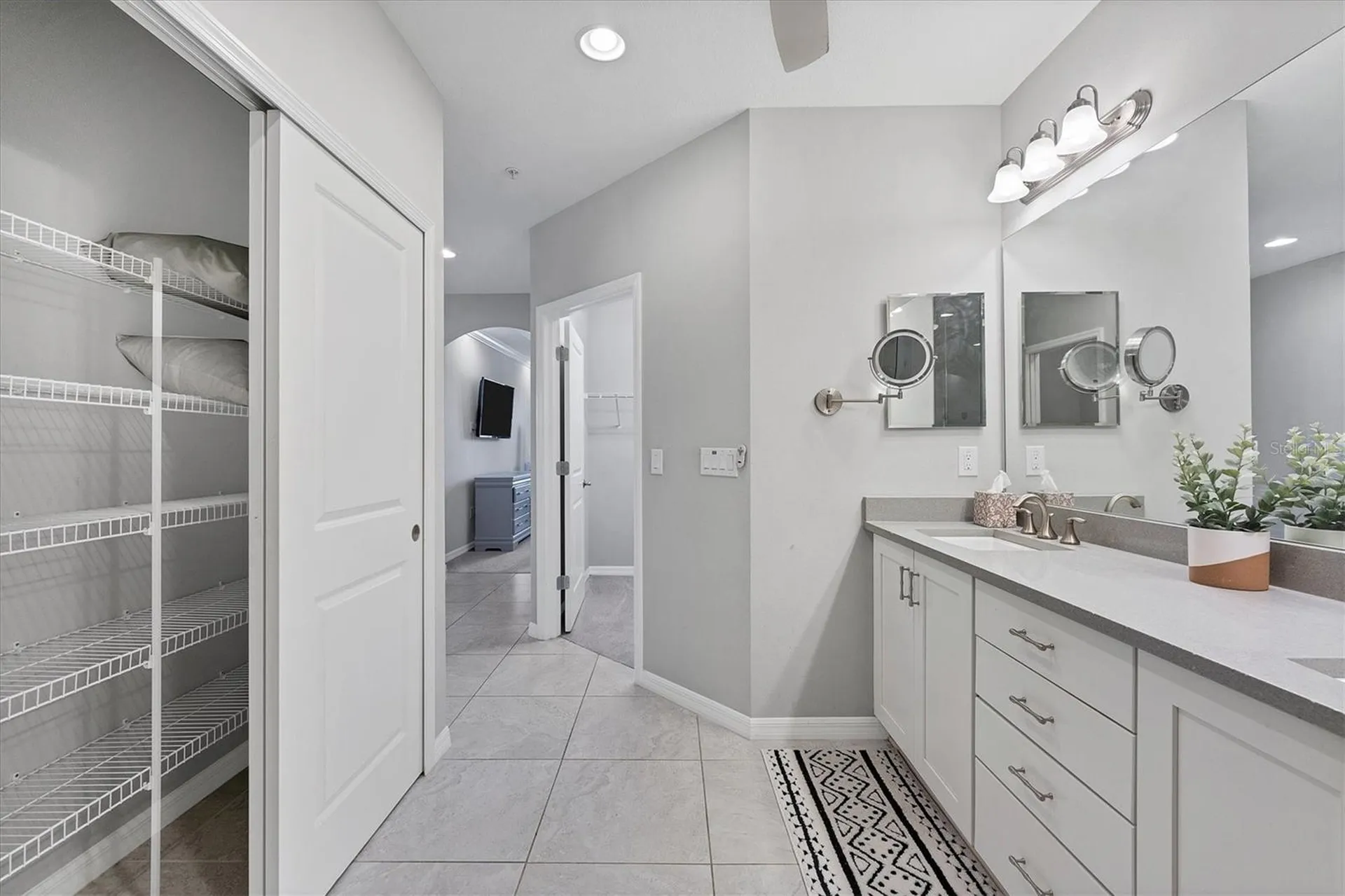 7564 Divot Loop Bradenton FL 34202