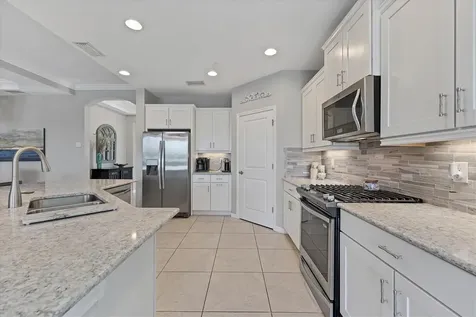 7564 Divot Loop Bradenton FL 34202