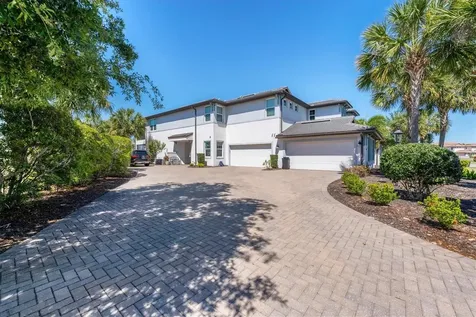 7564 Divot Loop Bradenton FL 34202