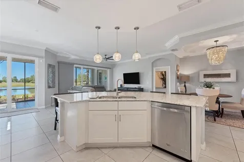 7564 Divot Loop Bradenton FL 34202