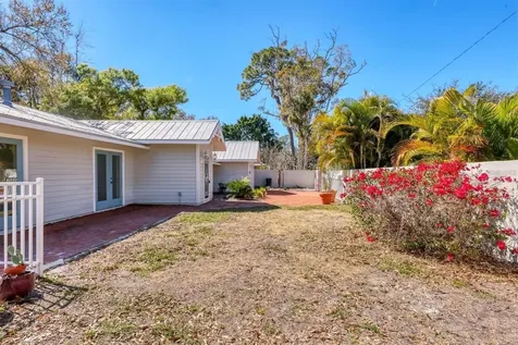 1792 Floyd Street Sarasota FL 34239