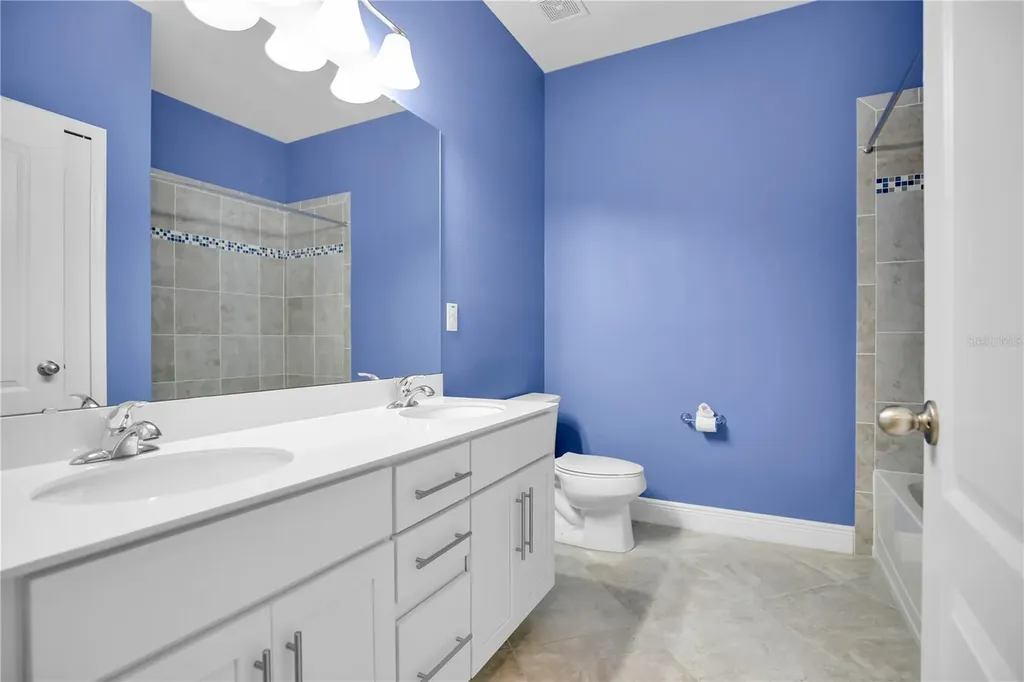 5018 Inshore Landing Drive Apollo Beach FL 33572