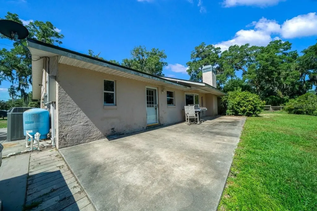 4011 SE 46th Street Ocala FL 34480
