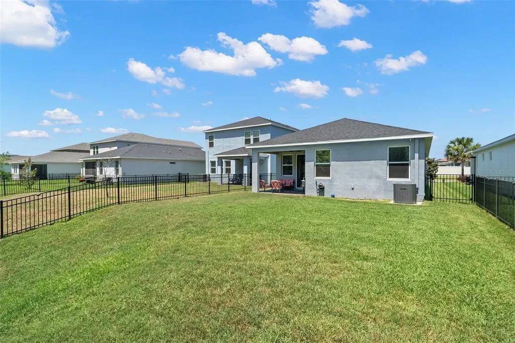 5834 Bungalow Grove Court Palmetto FL 34221