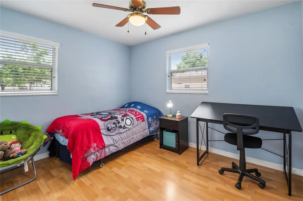 970 8th Avenue NE Largo FL 33770