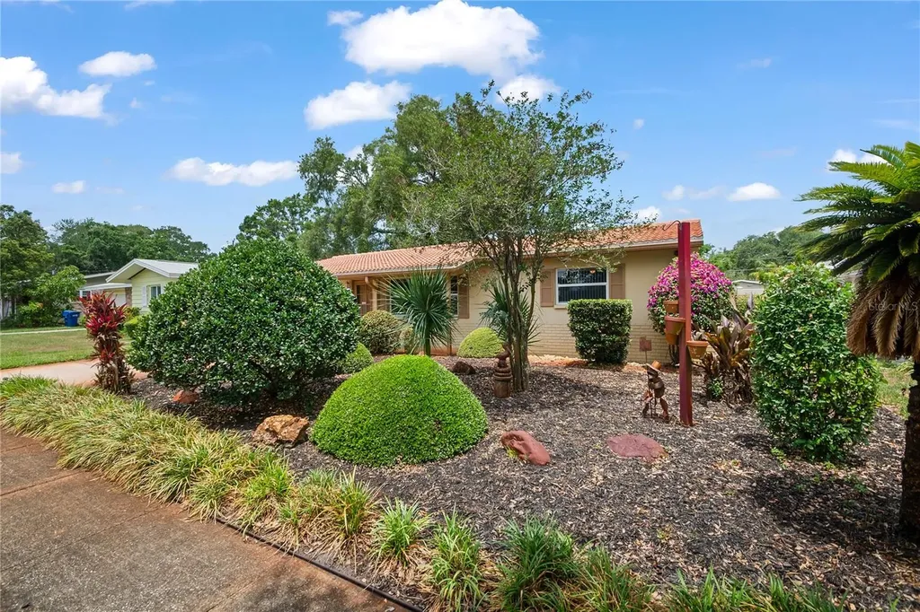 970 8th Avenue NE Largo FL 33770