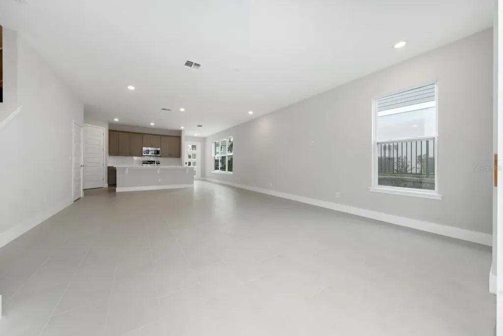 7845 Spectrum Drive Kissimmee FL 34747