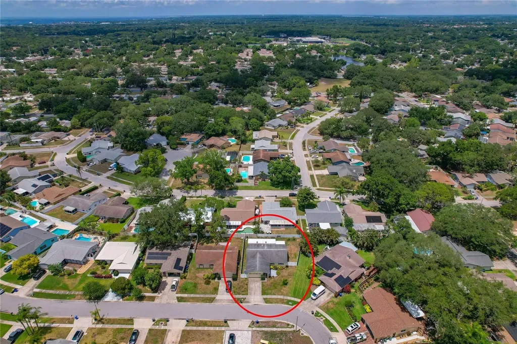 1634 Dale Circle N Dunedin FL 34698