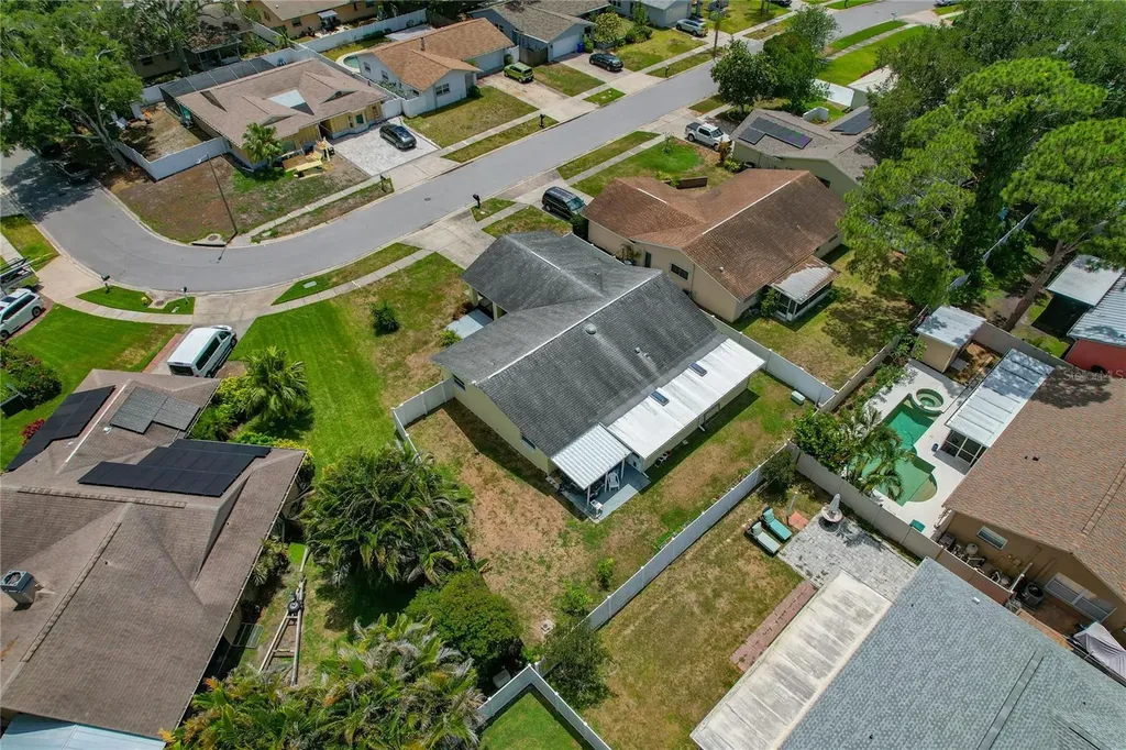 1634 Dale Circle N Dunedin FL 34698