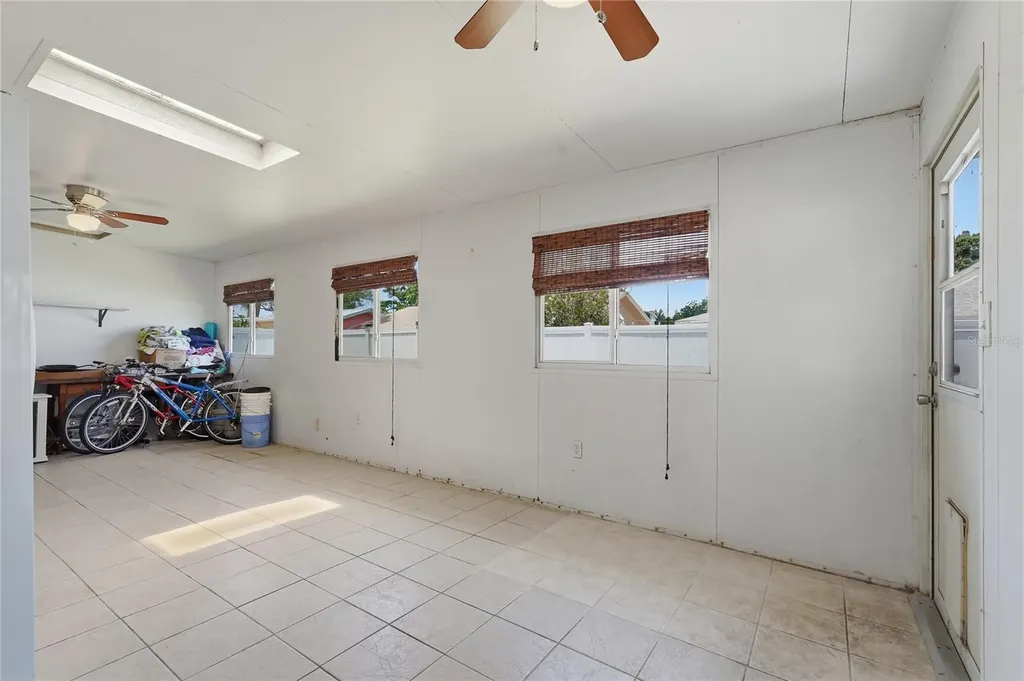 1634 Dale Circle N Dunedin FL 34698