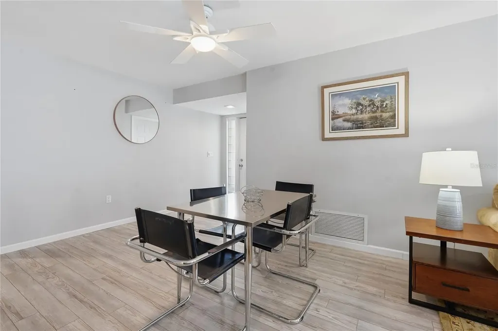 1634 Dale Circle N Dunedin FL 34698
