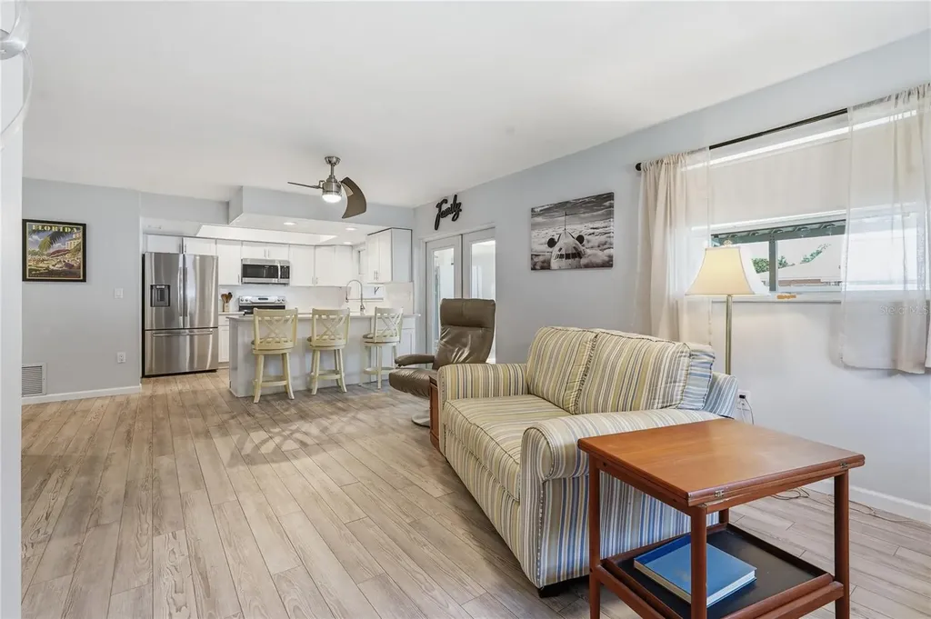 1634 Dale Circle N Dunedin FL 34698