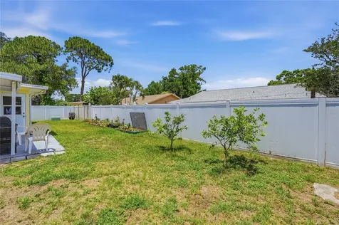 1634 Dale Circle N Dunedin FL 34698