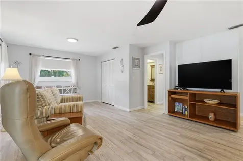 1634 Dale Circle N Dunedin FL 34698
