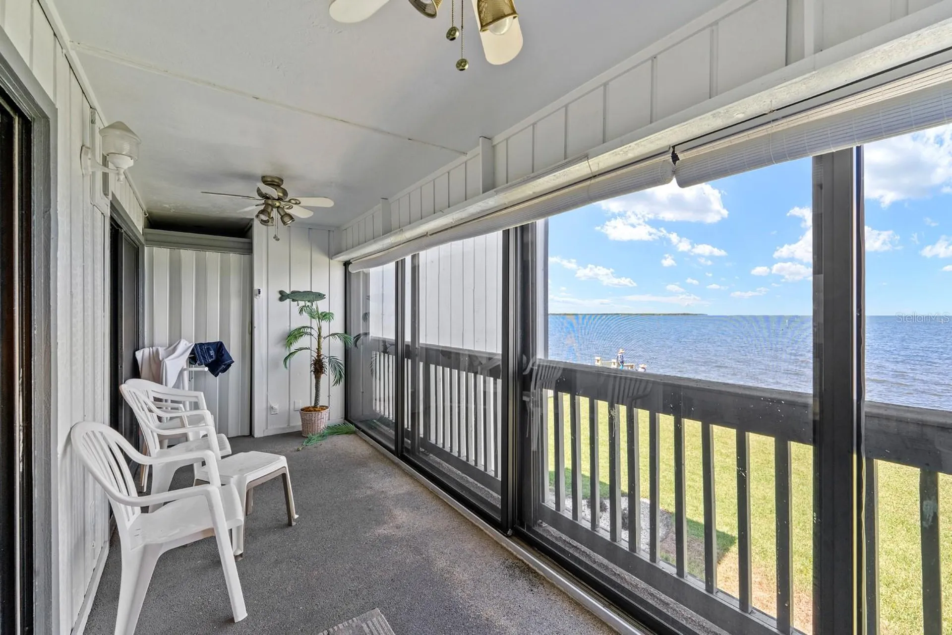 816 Bahia Del Sol Drive Ruskin FL 33570