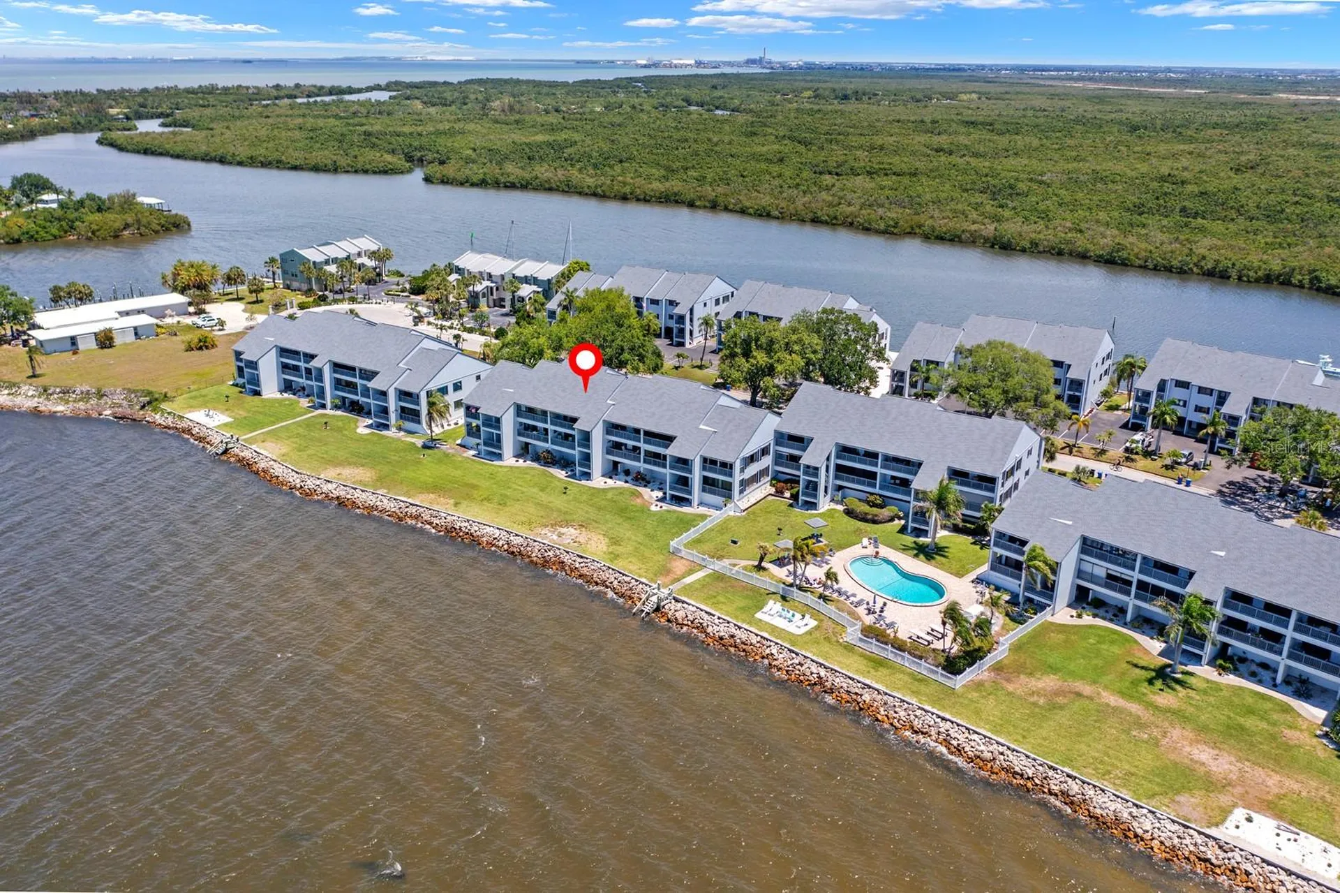 816 Bahia Del Sol Drive Ruskin FL 33570