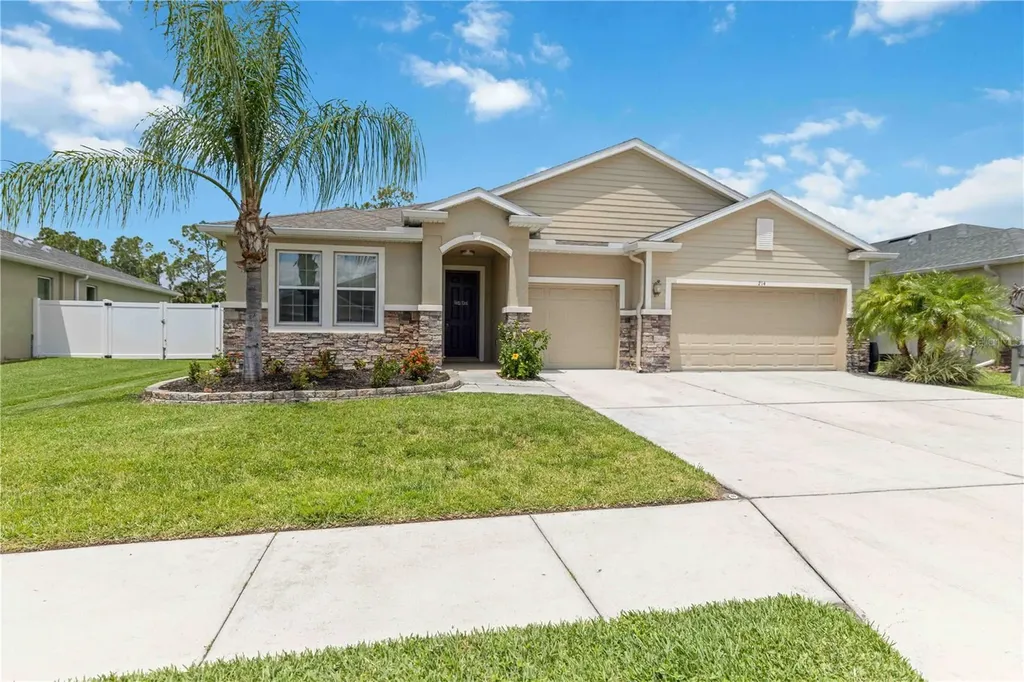 214 Tapa Parish Run Bradenton FL 34212