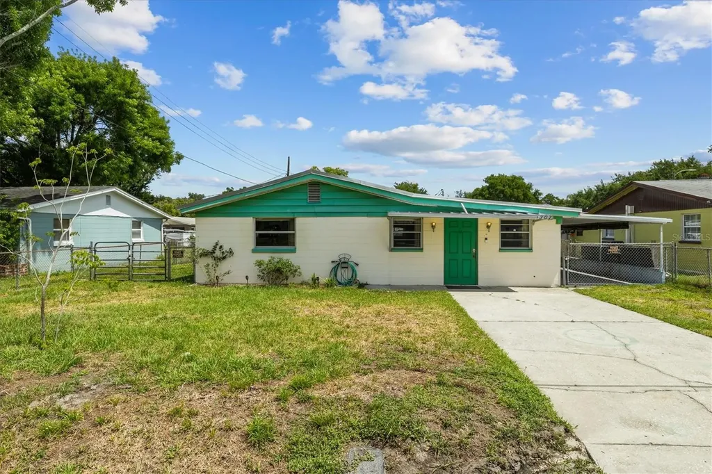 1307 Mayflower Drive Lakeland FL 33810