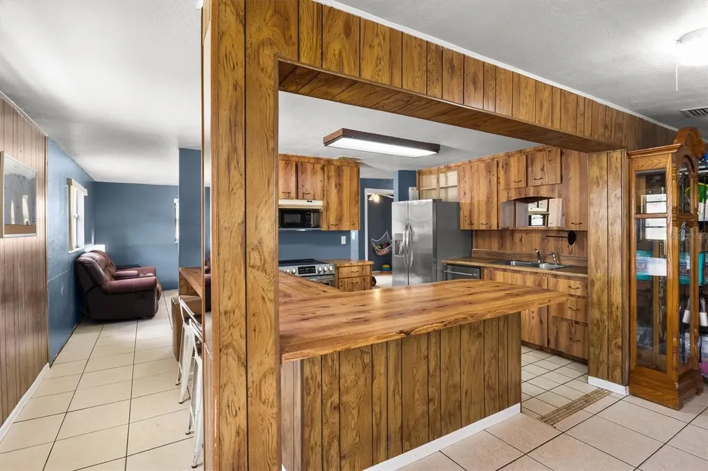 1307 Mayflower Drive Lakeland FL 33810