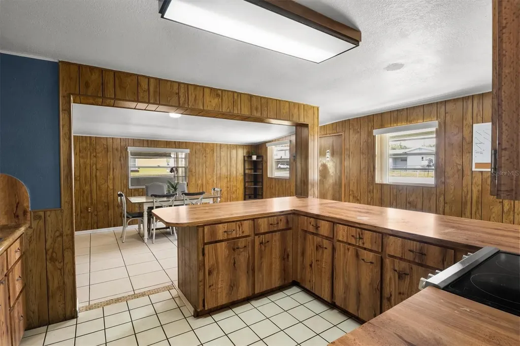 1307 Mayflower Drive Lakeland FL 33810