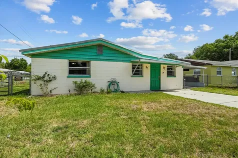 1307 Mayflower Drive Lakeland FL 33810