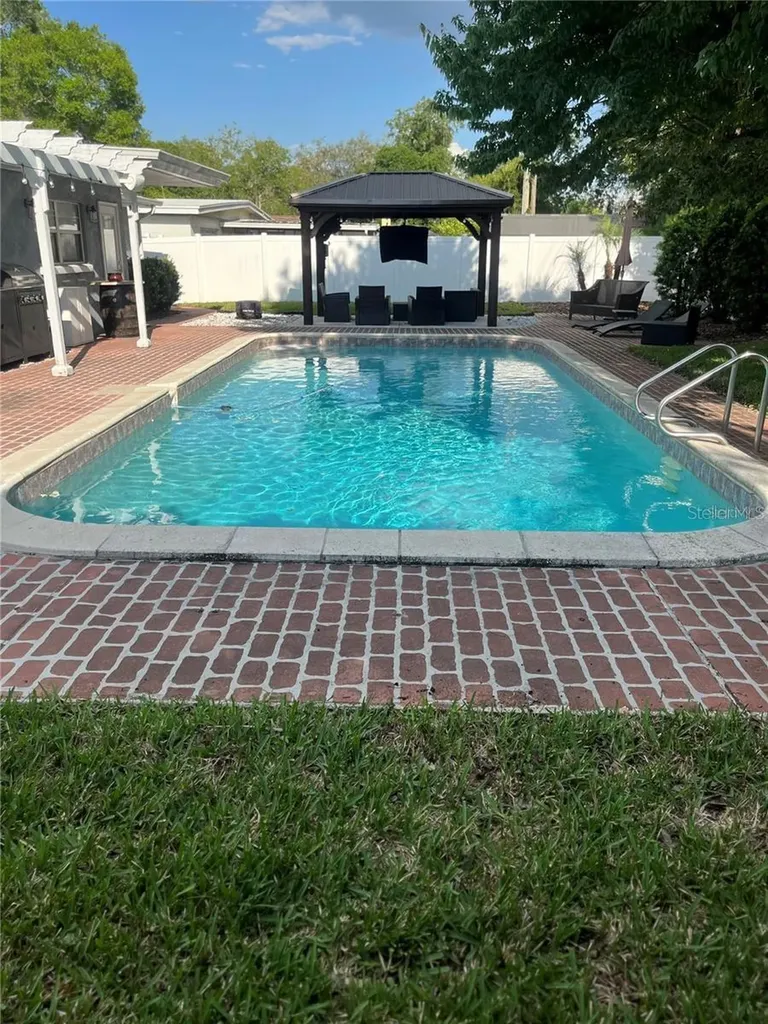 3314 Nakora Drive Tampa FL 33618